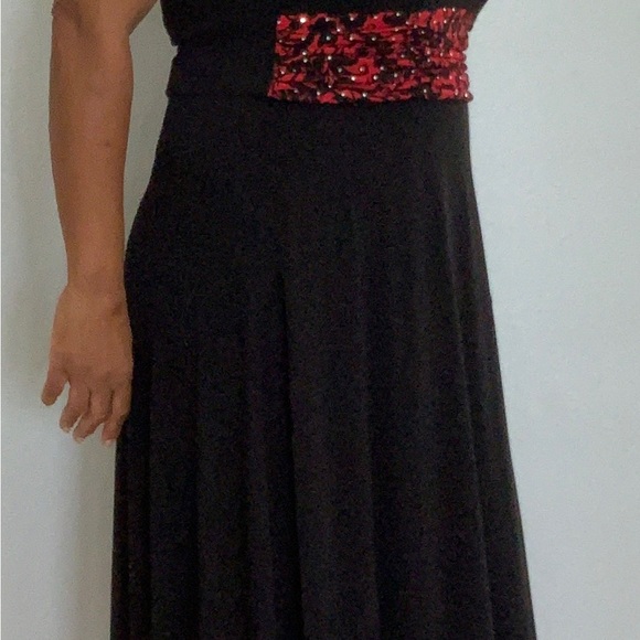 Meet your Posher, Stephanie - Picture 6 of 7